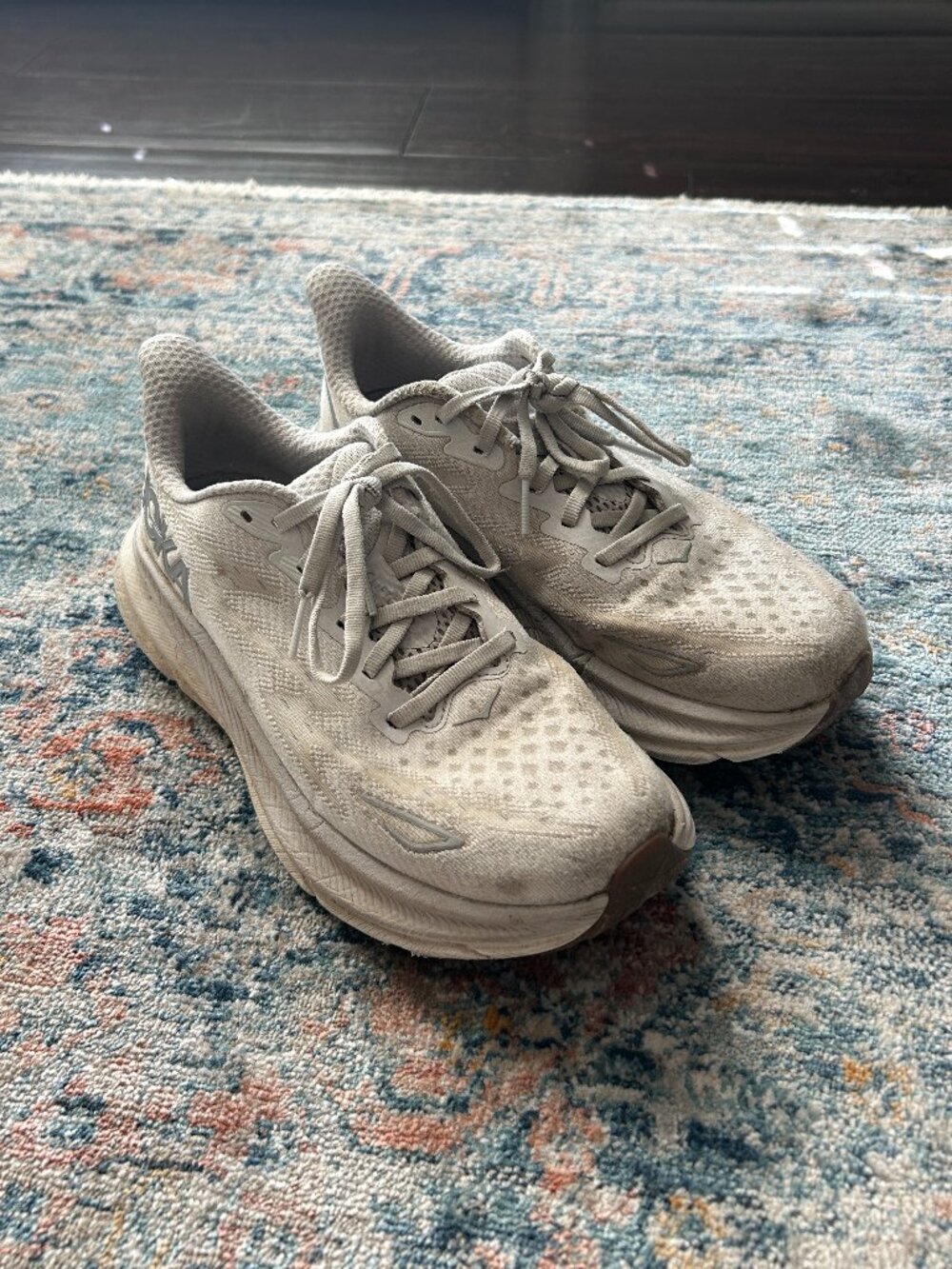 Hoka Clifton 9 Running Shoe - Women's 7.5 - Good Condition